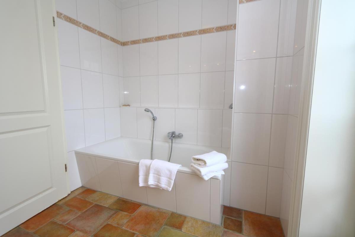 Landhaus-Friedrichshain-Thomas-Mann Vesterland Eksteriør billede